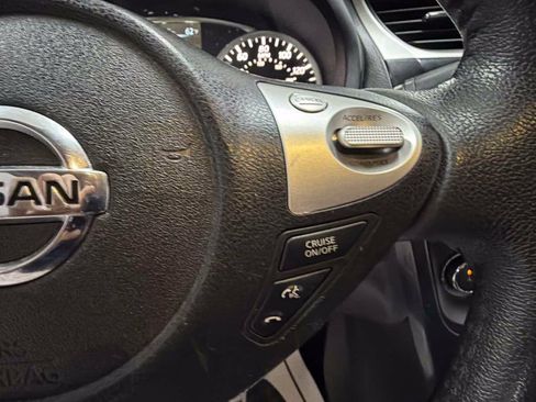 Used 2017 Nissan Sentra SR w/ SR Midnight Edition FWD image 18