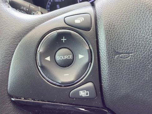 Used 2019 Honda HR-V EX-L image 28