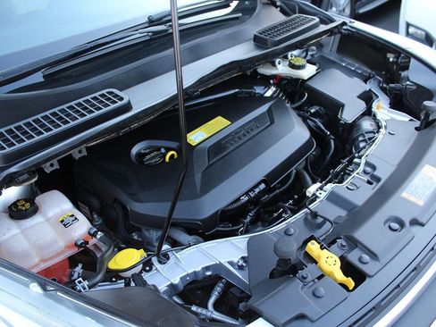 Used 2013 Ford Escape SE image 26