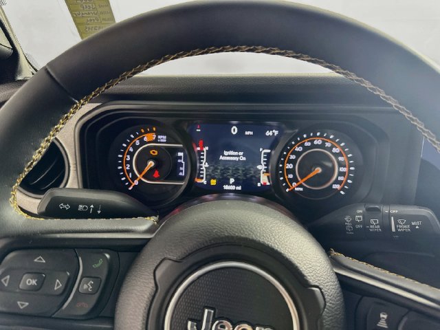Used 2024 Jeep Wrangler Unlimited Sport AWD/4WD image 16