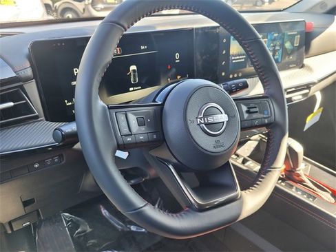 New 2026 Nissan Kicks SR image 6