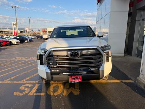 New 2026 Toyota Tundra Limited image 2