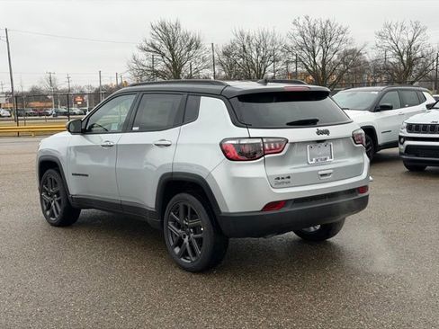 Used 2026 Jeep Compass Limited image 2