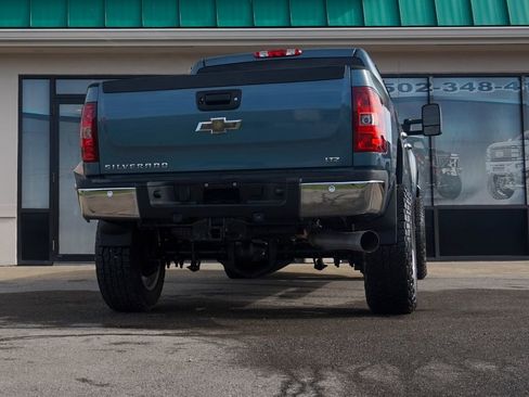 Used 2013 Chevrolet Silverado 2500 LTZ w/ LTZ Plus Package image 3