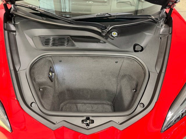 Used 2024 Chevrolet Corvette Stingray Premium Cpe w/ Z51 Performance Package RWD image 35