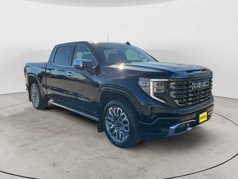 Certified 2024 GMC Sierra 1500 Denali Ultimate AWD/4WD image 3