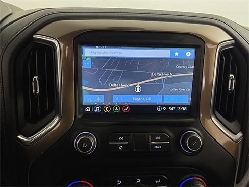 Used 2021 Chevrolet Silverado 1500 High Country w/ Technology Package image 16