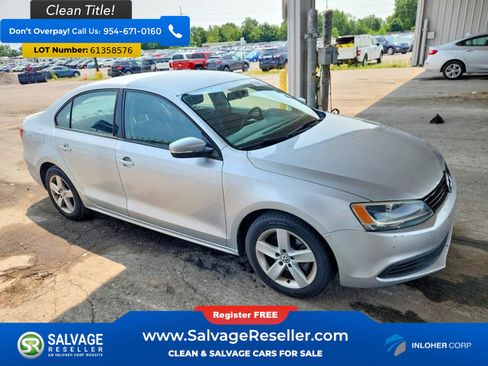 Used 2012 Volkswagen Jetta TDI FWD image 5