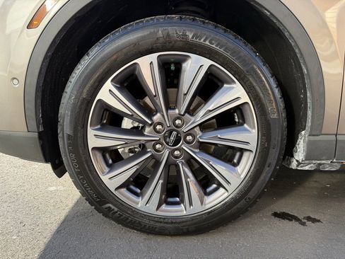 Used 2020 Lincoln Corsair Reserve w/ Equipment Group 201A image 9