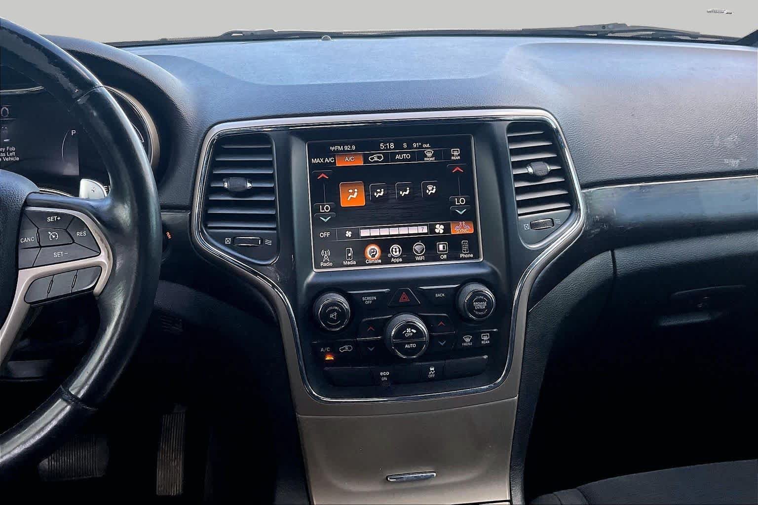 Used 2014 Jeep Grand Cherokee Laredo w/ 18" Wheel & 8.4" Radio Group RWD image 6