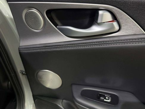 Used 2019 Kia Stinger GT1 image 47