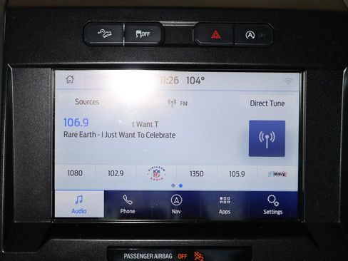 Used 2019 Ford F150 XLT w/ Equipment Group 302A Luxury AWD/4WD image 25