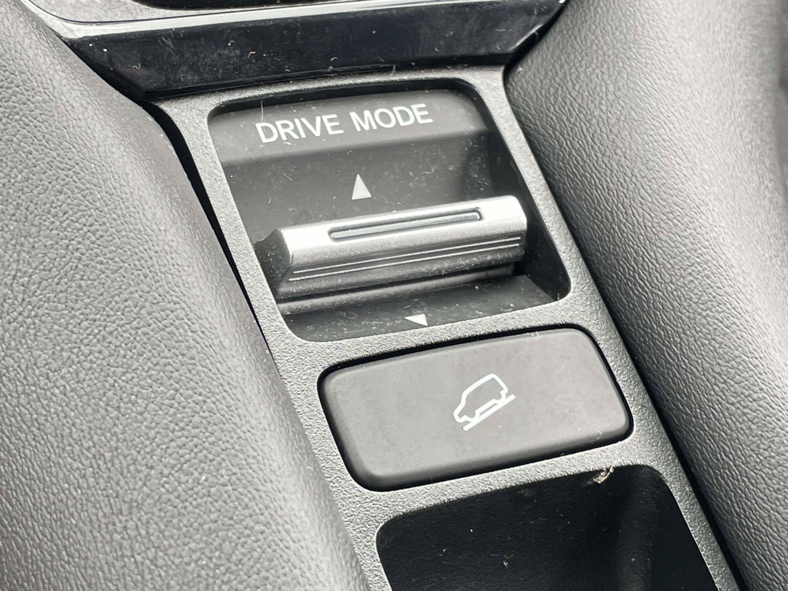 Certified 2024 Honda HR-V LX image 20