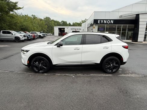 Used 2022 Buick Envision Preferred AWD/4WD image 2
