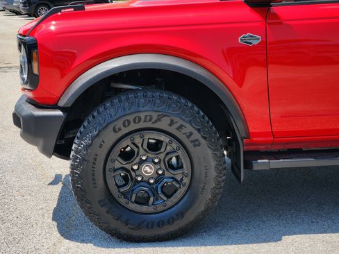 Used 2022 Ford Bronco Wildtrak AWD/4WD image 25