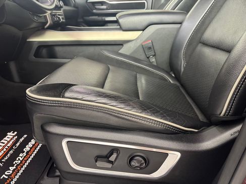 Used 2021 RAM 1500 Laramie AWD/4WD image 11
