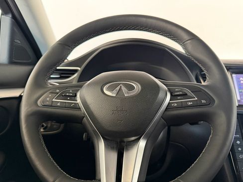 Used 2019 INFINITI QX50 Essential AWD/4WD image 14