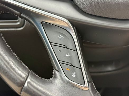 Used 2018 Cadillac XT5 Luxury w/ Driver Awareness Package image 40