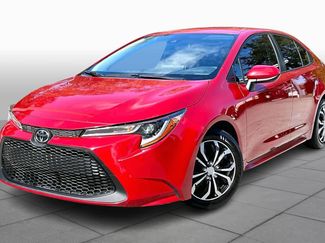 Used 2021 Toyota Corolla LE video 1