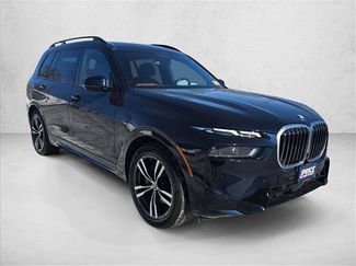 Used 2023 BMW X7 xDrive40i w/ Executive Package AWD/4WD video 3