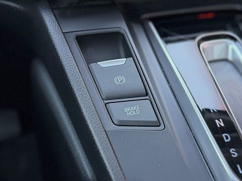 Used 2017 Honda CR-V EX-L image 16