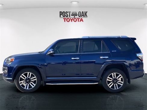 Used 2023 Toyota 4Runner Limited image 4