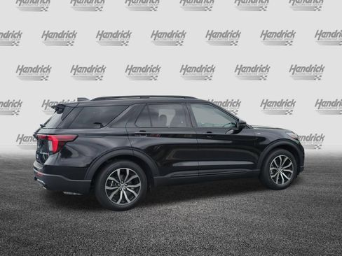 Used 2026 Ford Explorer ST-Line w/ Premium Package RWD image 9