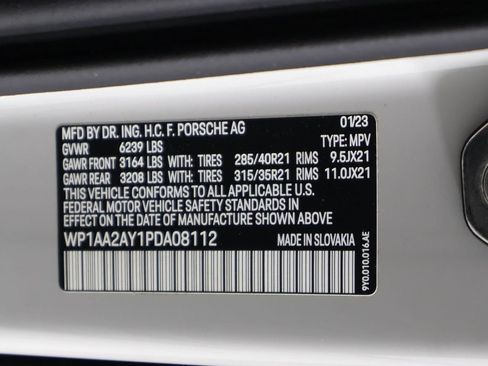 Certified 2023 Porsche Cayenne AWD/4WD image 19