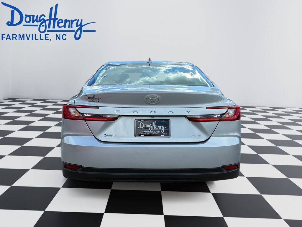 Used 2025 Toyota Camry LE FWD image 4