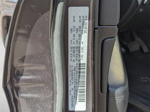 Used 2019 Jeep Grand Cherokee Altitude image 15