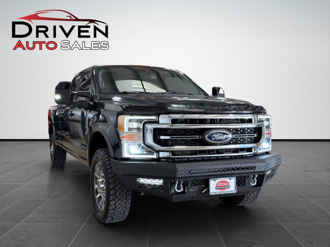 Used 2021 Ford F350 Lariat w/ Lariat Ultimate Package AWD/4WD image 9