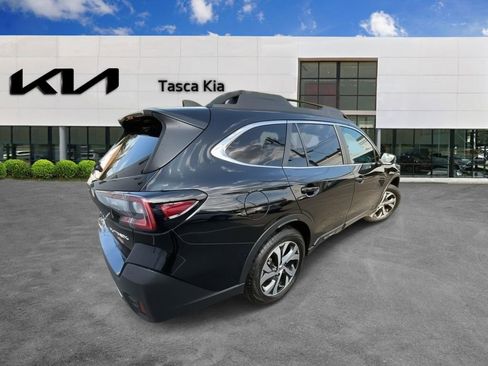 Used 2020 Subaru Outback Limited image 6