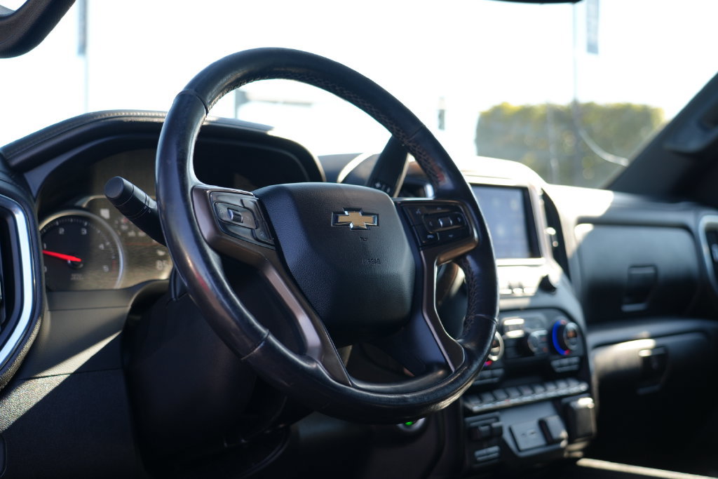Used 2022 Chevrolet Silverado 2500 High Country AWD/4WD image 13