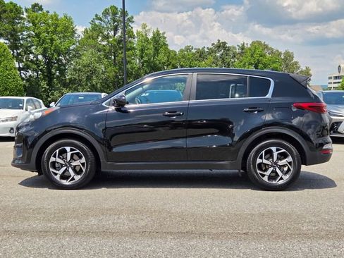 Used 2020 Kia Sportage LX FWD image 2