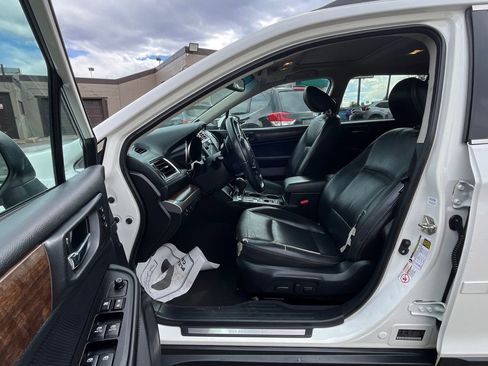 Used 2017 Subaru Outback 2.5i Limited image 21