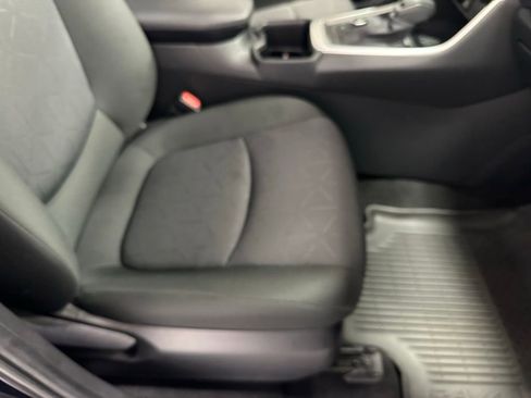 Used 2025 Toyota RAV4 XLE w/ Convenience Package image 60