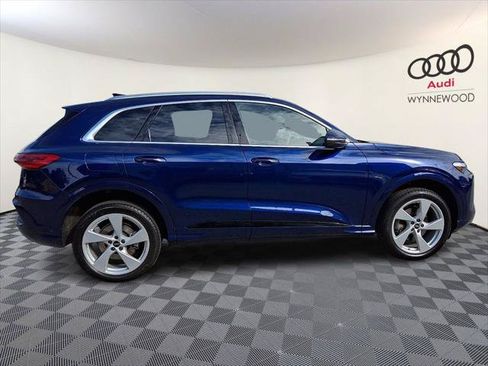Used 2025 Audi Q5 Premium Plus w/ Premium Plus AWD/4WD image 7