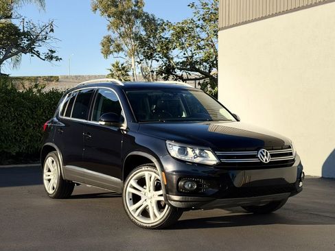 Used 2013 Volkswagen Tiguan SEL image 1