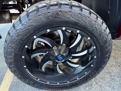 Used 2021 RAM 1500 Laramie w/ Sport Appearance Package image 11