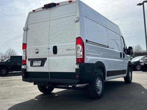 New 2024 RAM ProMaster 1500 w/ Convenience Group image 8