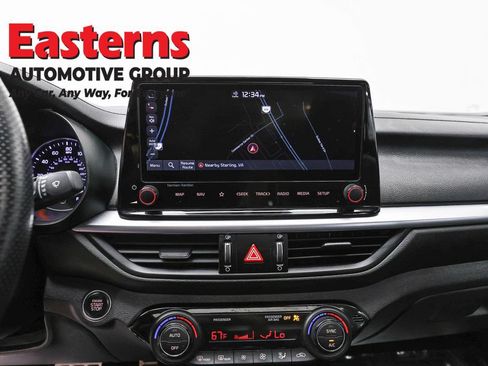 Used 2023 Kia Forte GT-Line w/ GT-Line Premium Package FWD image 12