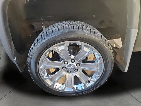 Used 2017 GMC Sierra 1500 Denali w/ Denali Ultimate Package image 13