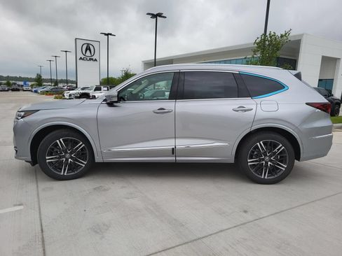 New 2026 Acura MDX w/ Advance Package AWD/4WD image 3