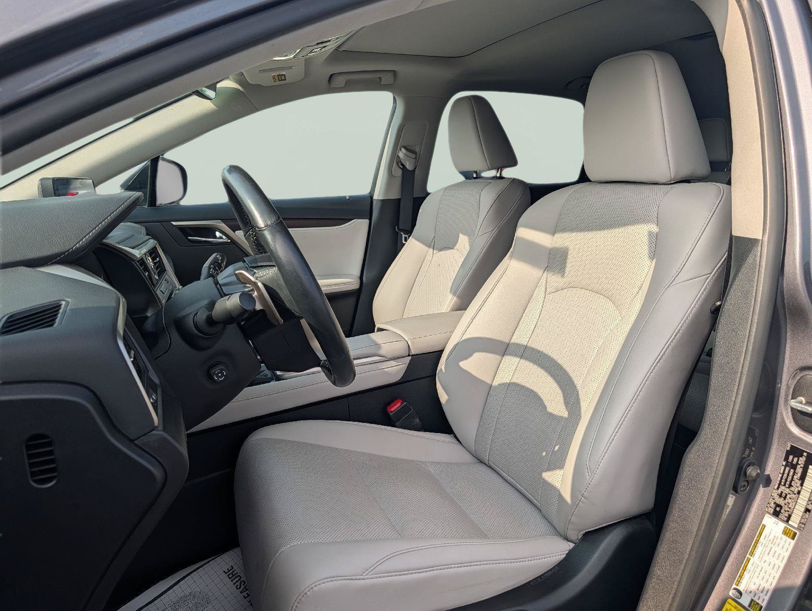 Certified 2022 Lexus RX 350 AWD w/ Premium Package image 9