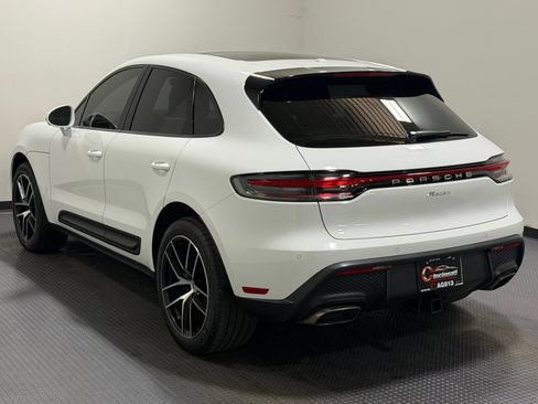 Used 2023 Porsche Macan AWD/4WD image 7