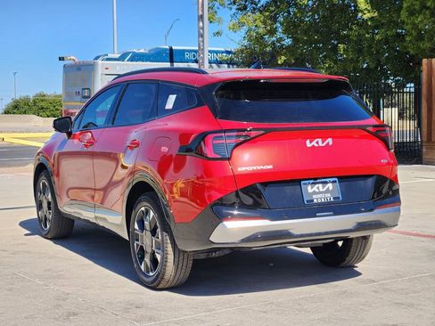 New 2026 Kia Sportage SX image 3