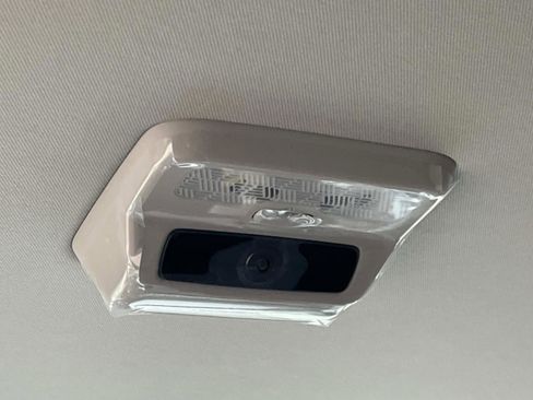 New 2026 Kia Carnival EX image 17