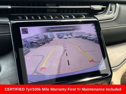 Used 2023 Jeep Grand Cherokee Limited AWD/4WD image 22