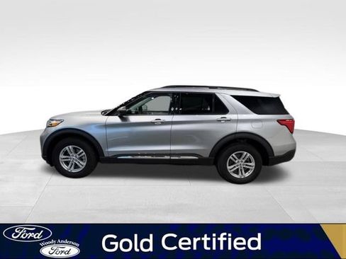 Certified 2024 Ford Explorer XLT w/ Equipment Group 202A AWD/4WD image 2