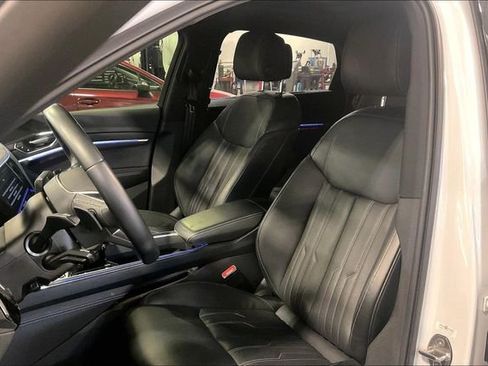 Used 2024 Audi Q8 e-tron Prestige w/ Prestige Package image 25